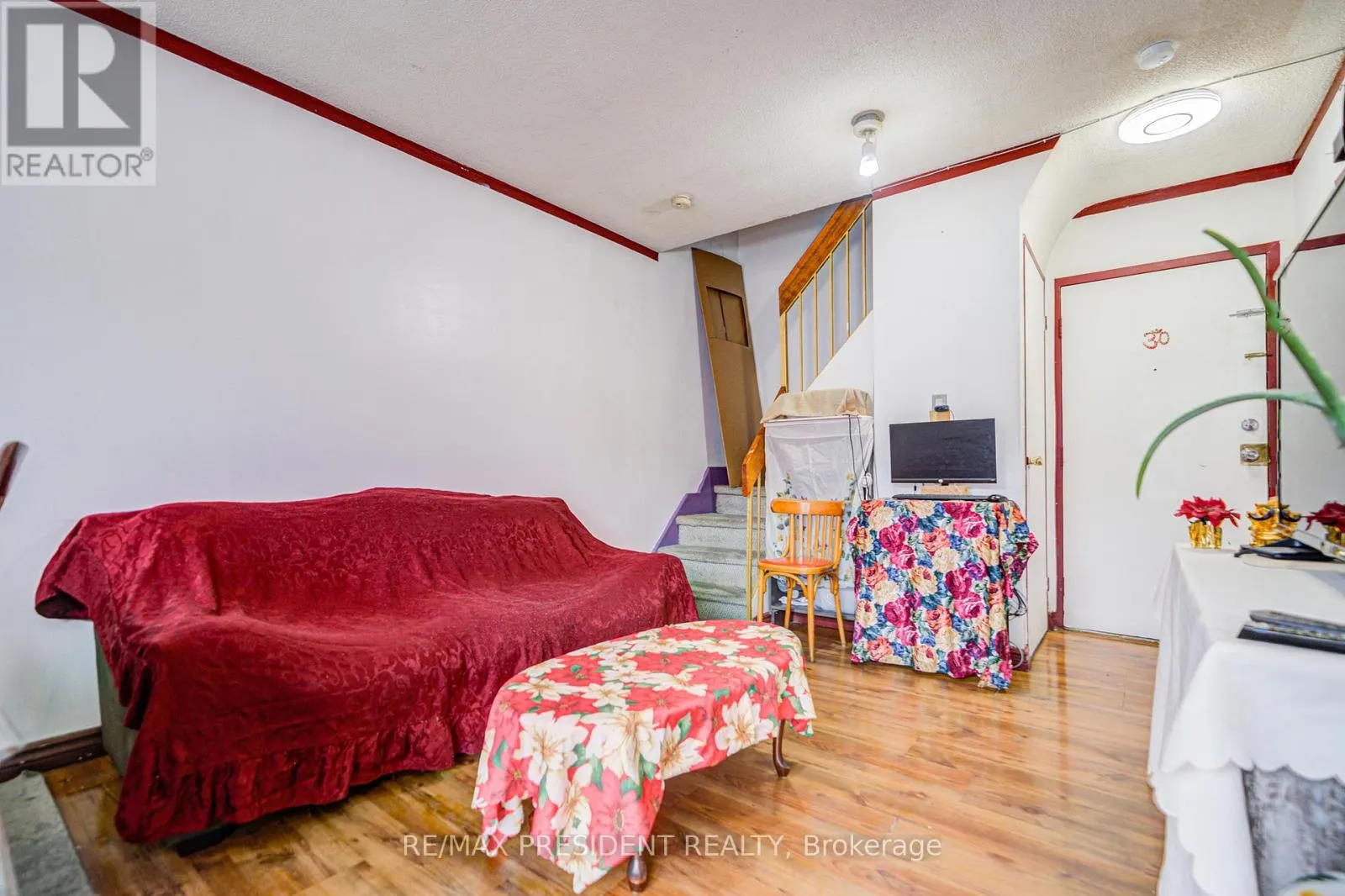 250 - 10 EDDYSTONE AVENUE