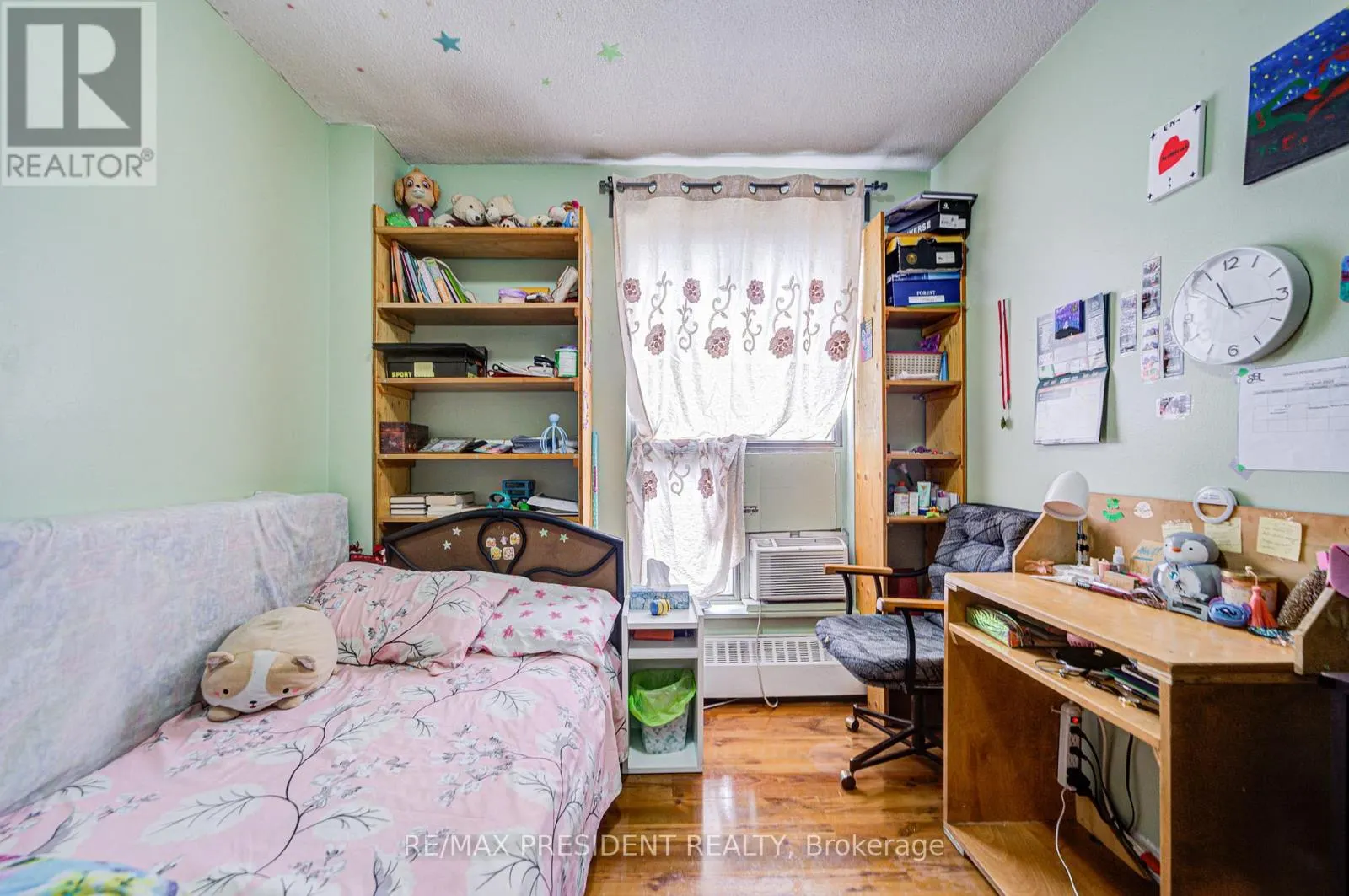 250 - 10 EDDYSTONE AVENUE