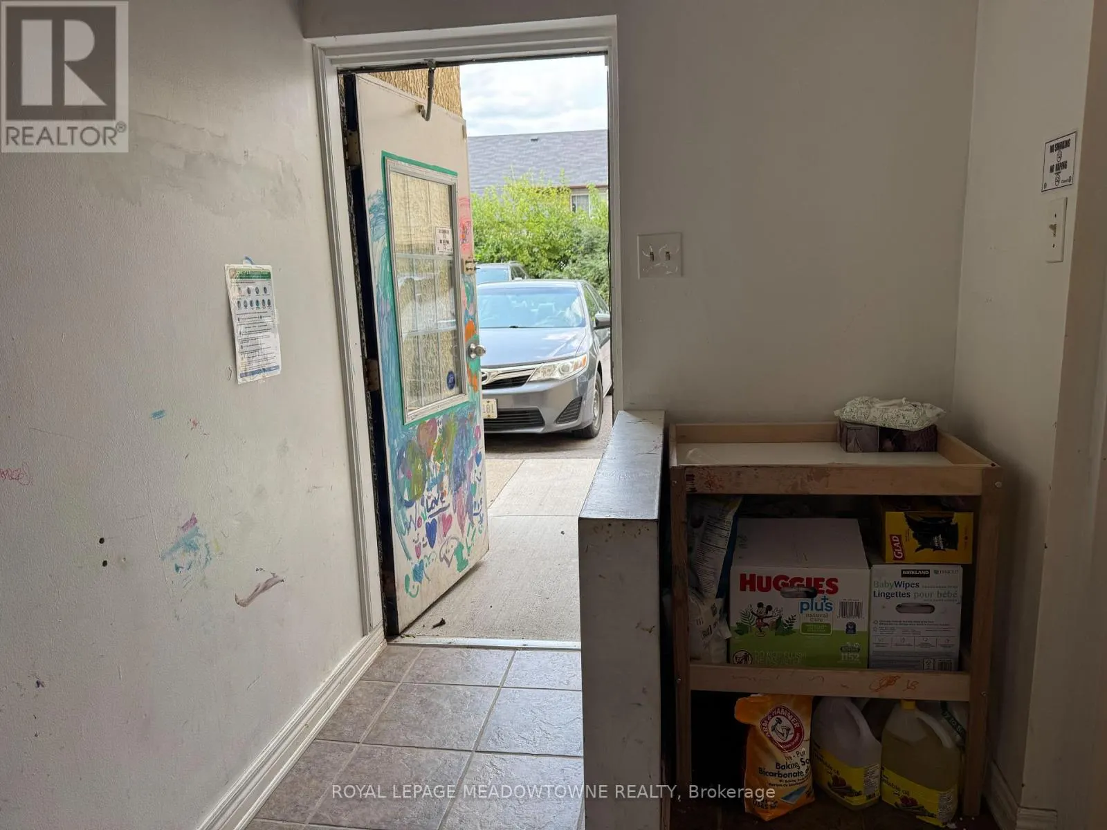 359 MAIN STREET E