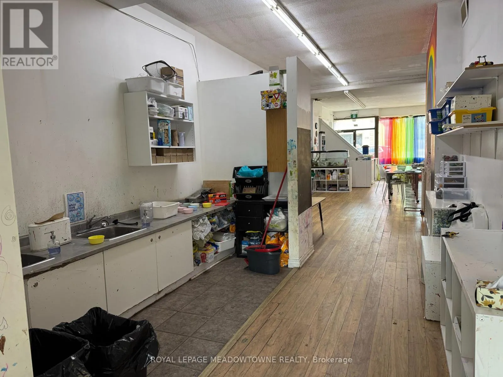 359 MAIN STREET E