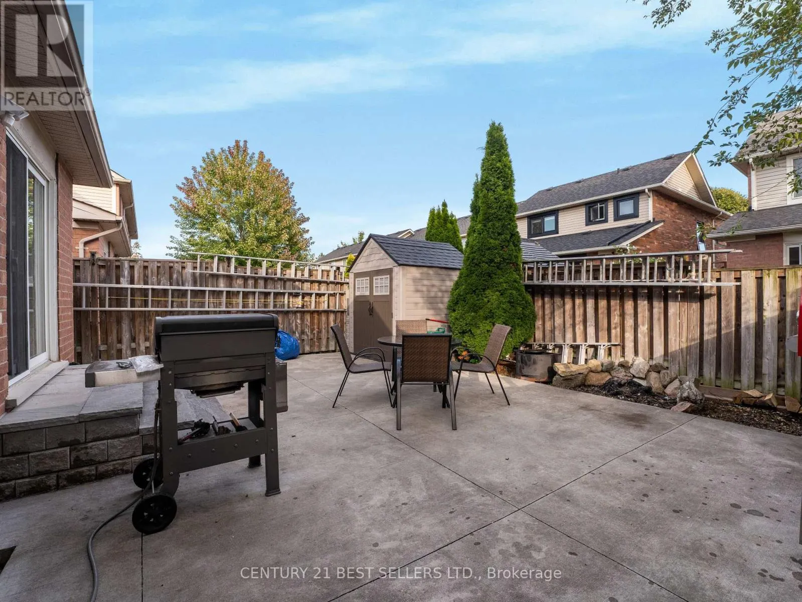 643 PORTER WAY