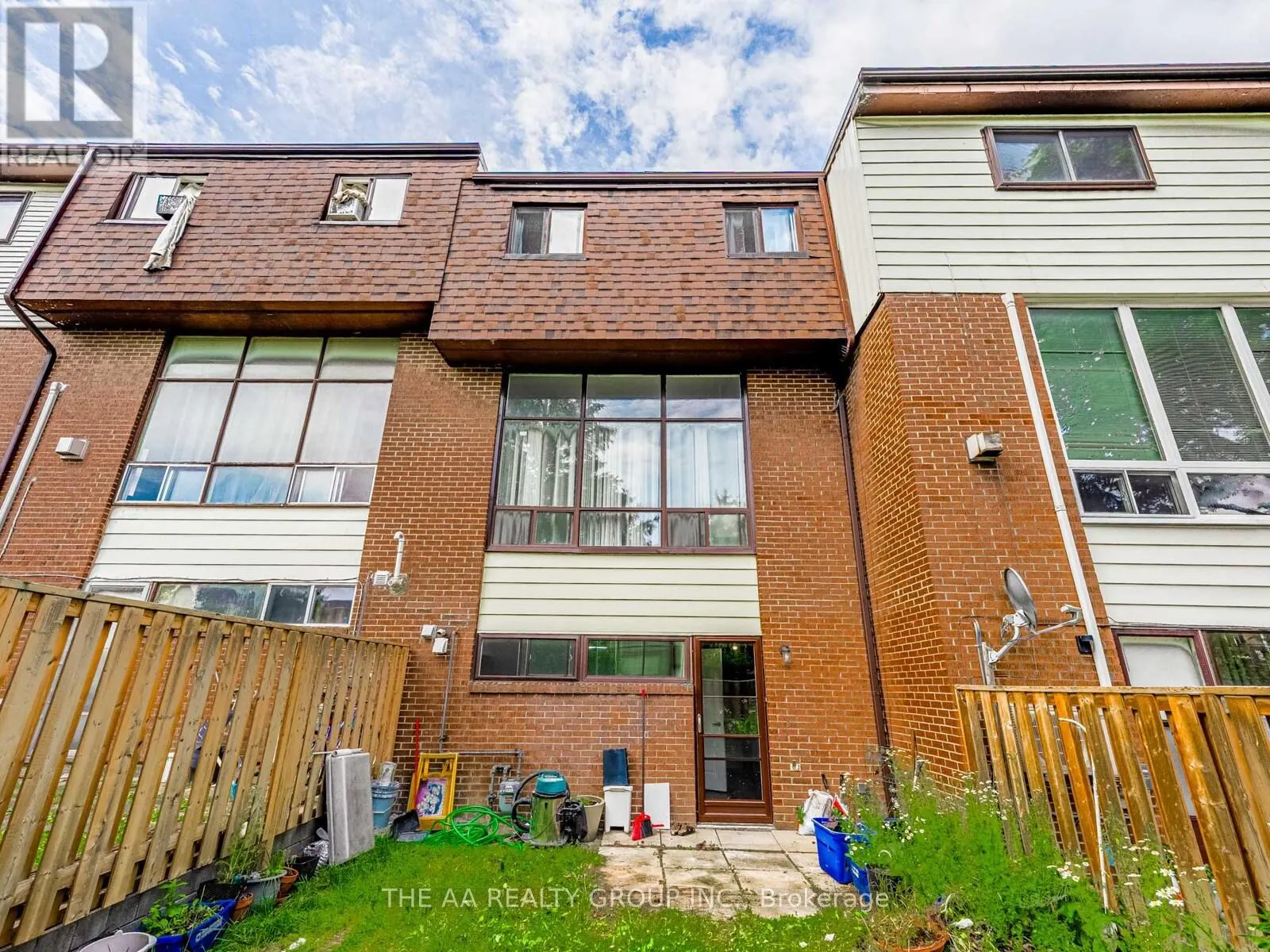 46 - 180 MISSISSAUGA VALLEY BOULEVARD