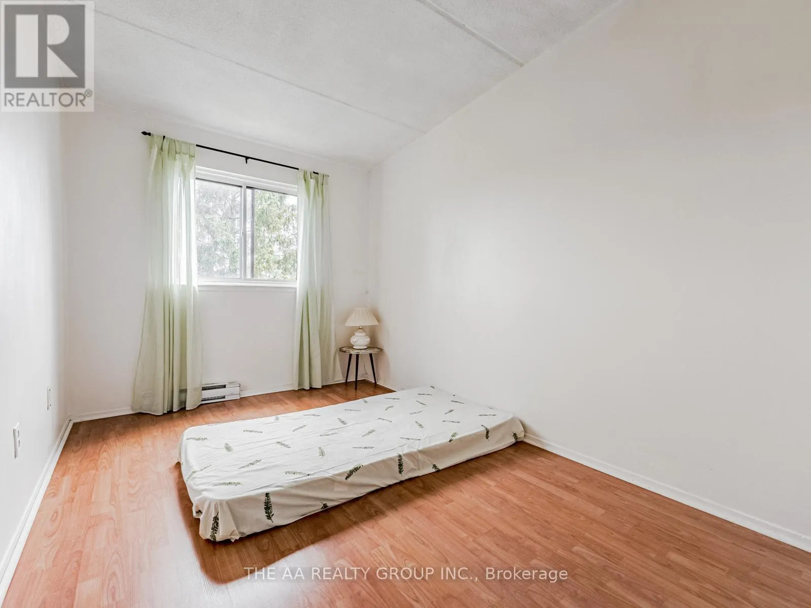 46 - 180 MISSISSAUGA VALLEY BOULEVARD