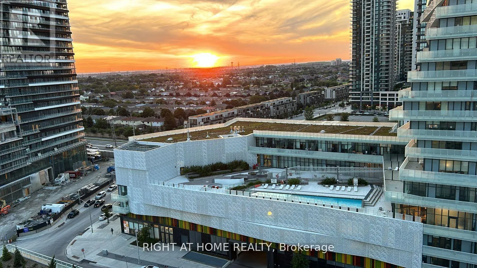 1203 - 3883 QUARTZ ROAD