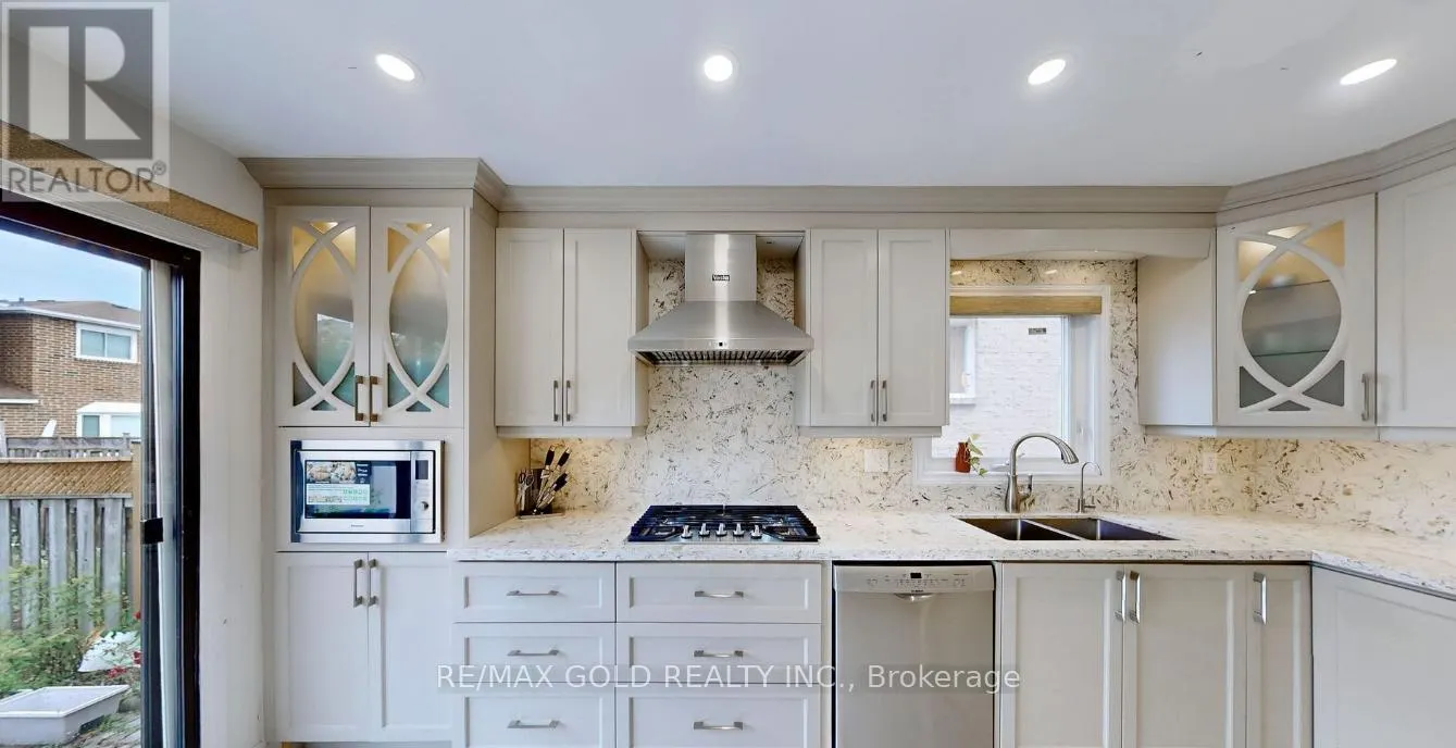 UPPER - 353 KINGSBRIDGE GARDEN CIRCLE