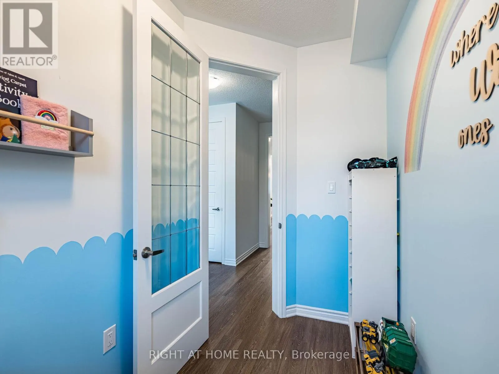 531 BELLFLOWER COURT