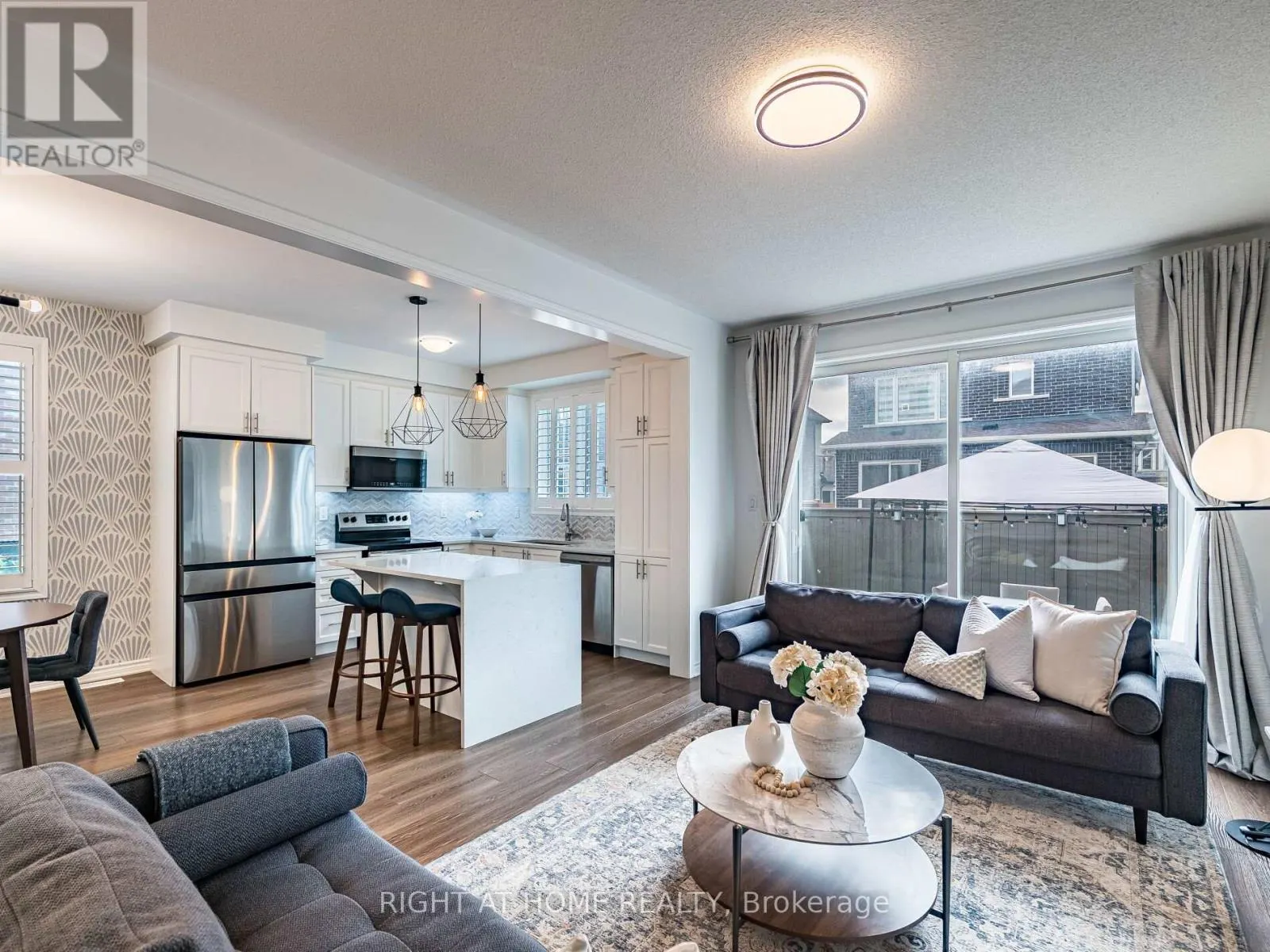 531 BELLFLOWER COURT