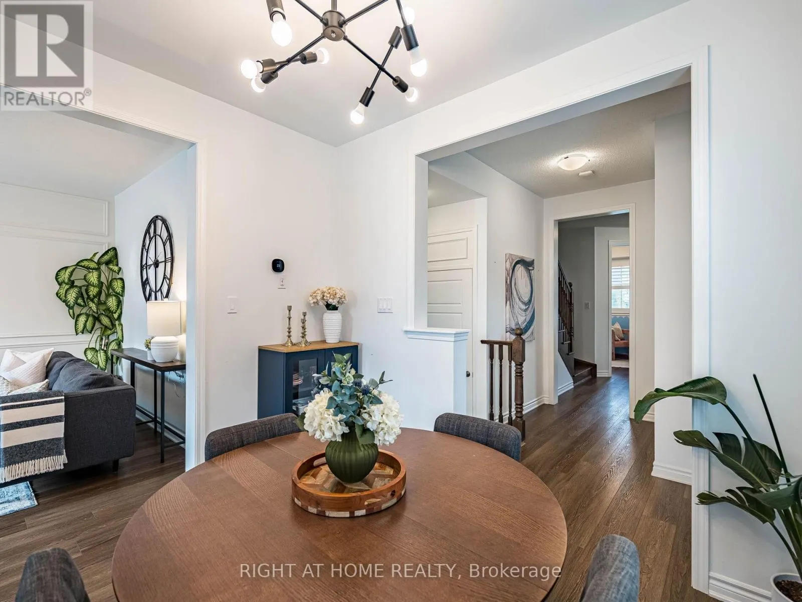 531 BELLFLOWER COURT
