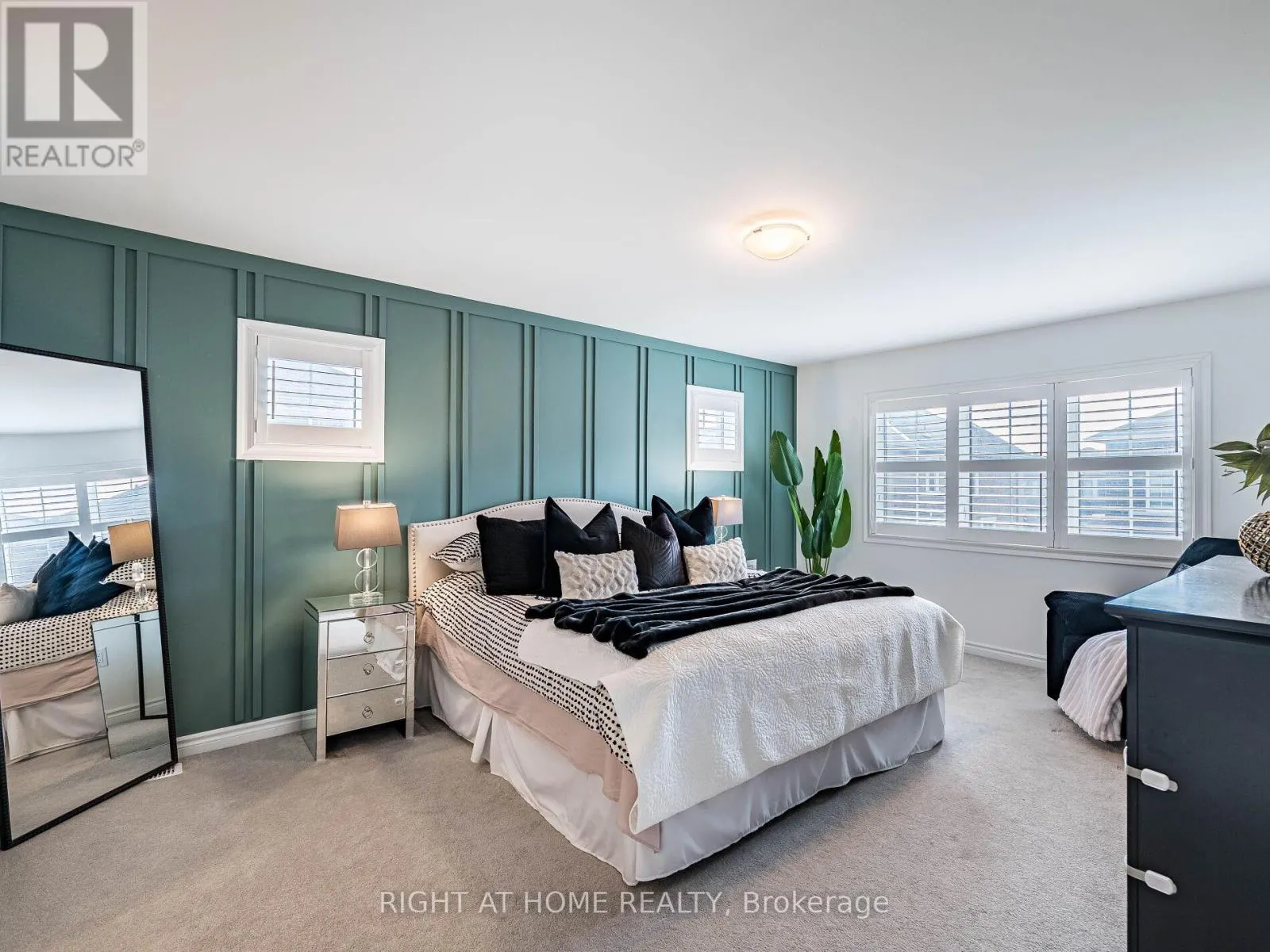 531 BELLFLOWER COURT