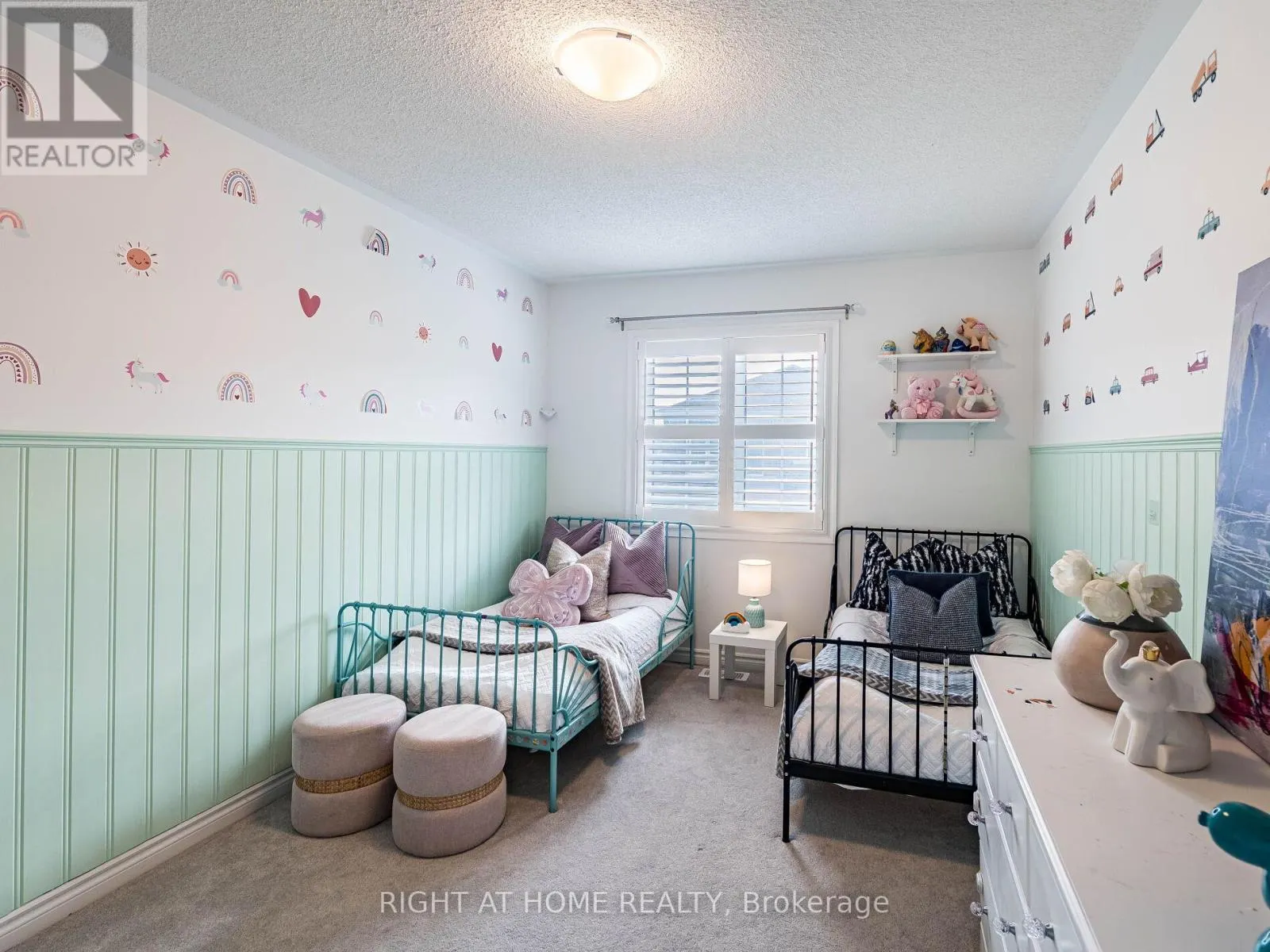 531 BELLFLOWER COURT