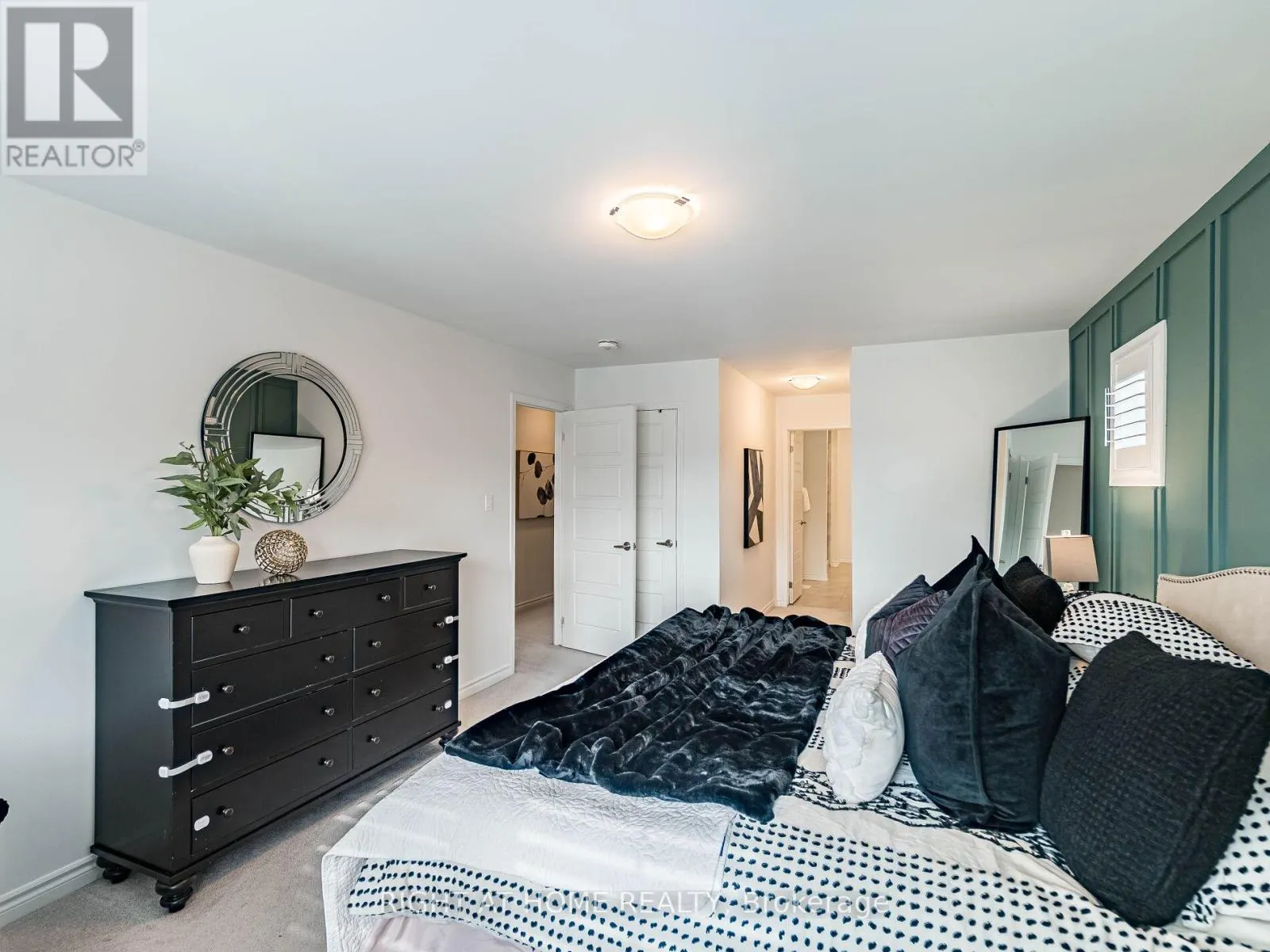 531 BELLFLOWER COURT