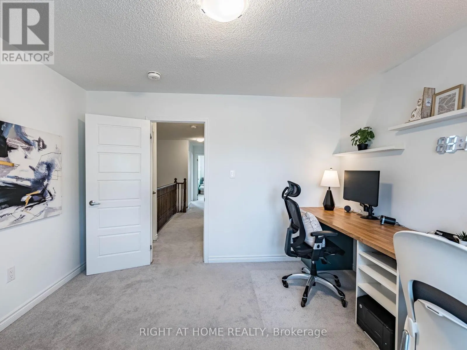 531 BELLFLOWER COURT