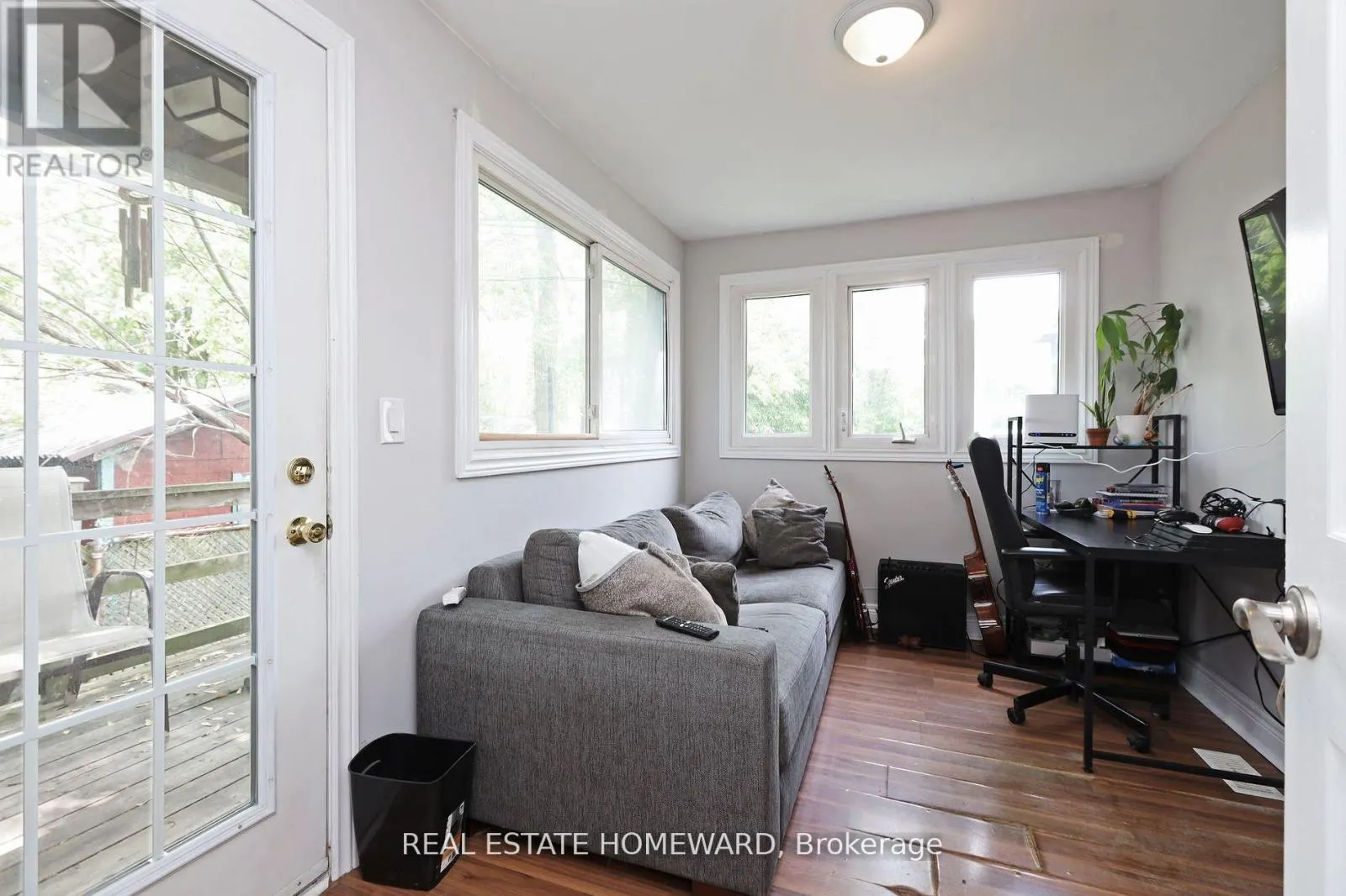 156 ROYAL YORK ROAD