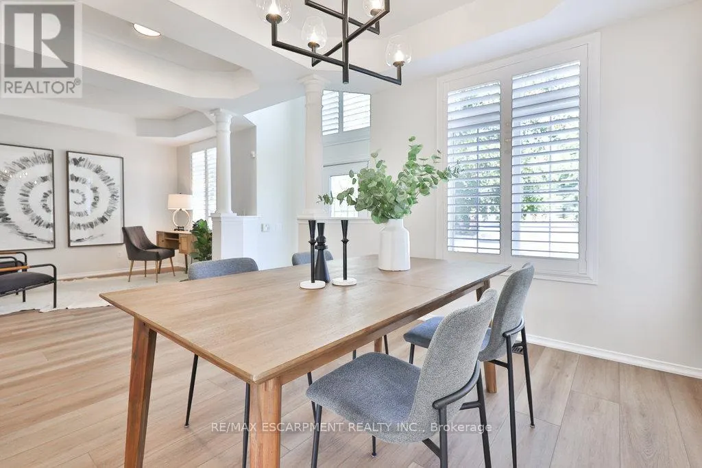 2588 CASTLE HILL CRESCENT