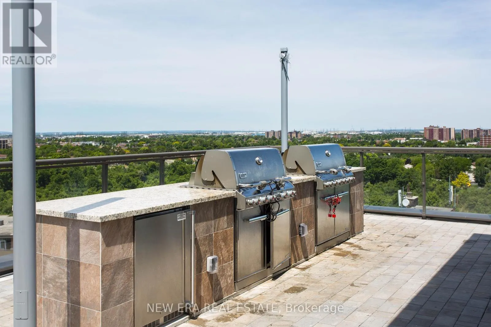 204 - 80 ESTHER LORRIE DRIVE