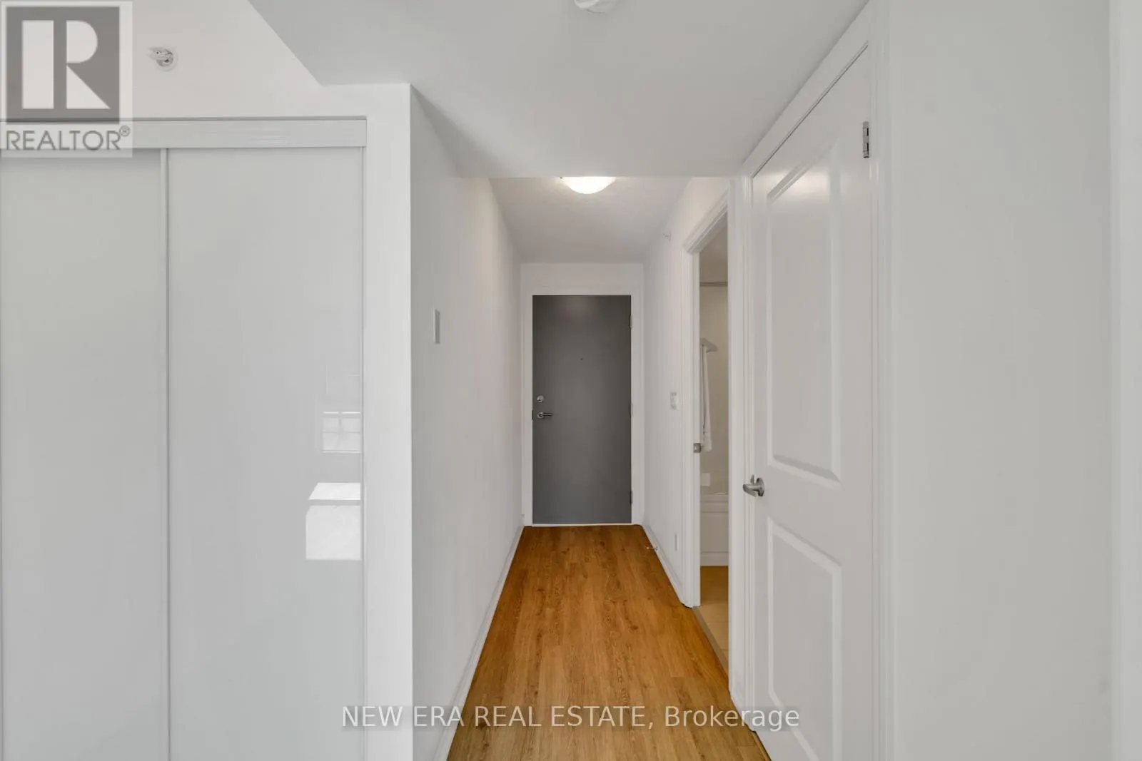204 - 80 ESTHER LORRIE DRIVE