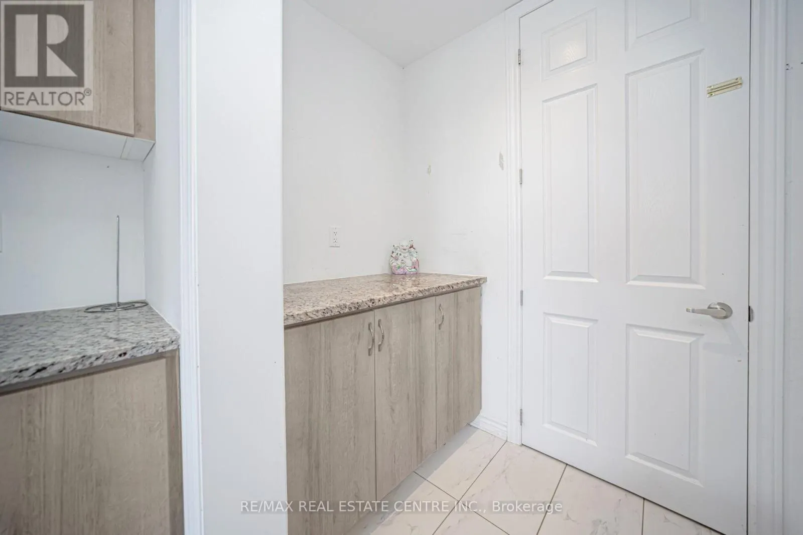 14 MOORHART CRESCENT