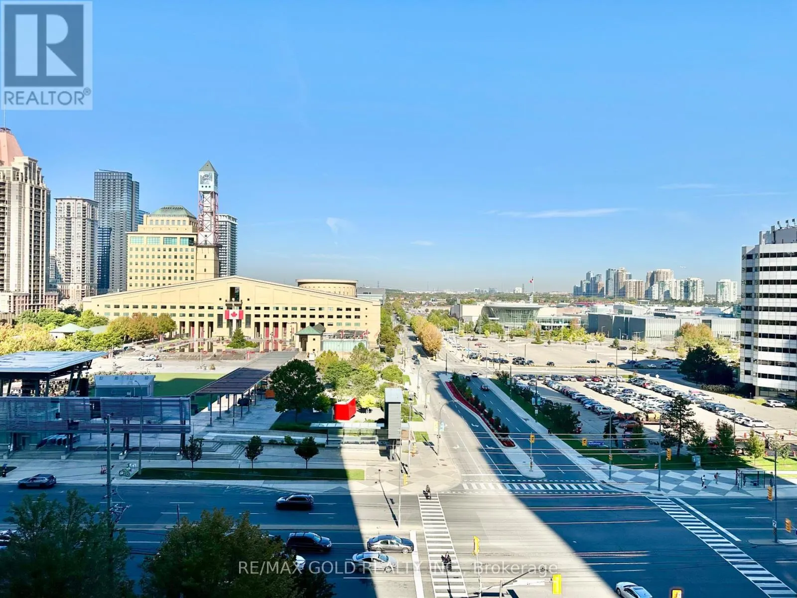 1023 - 3888 DUKE OF YORK BOULEVARD