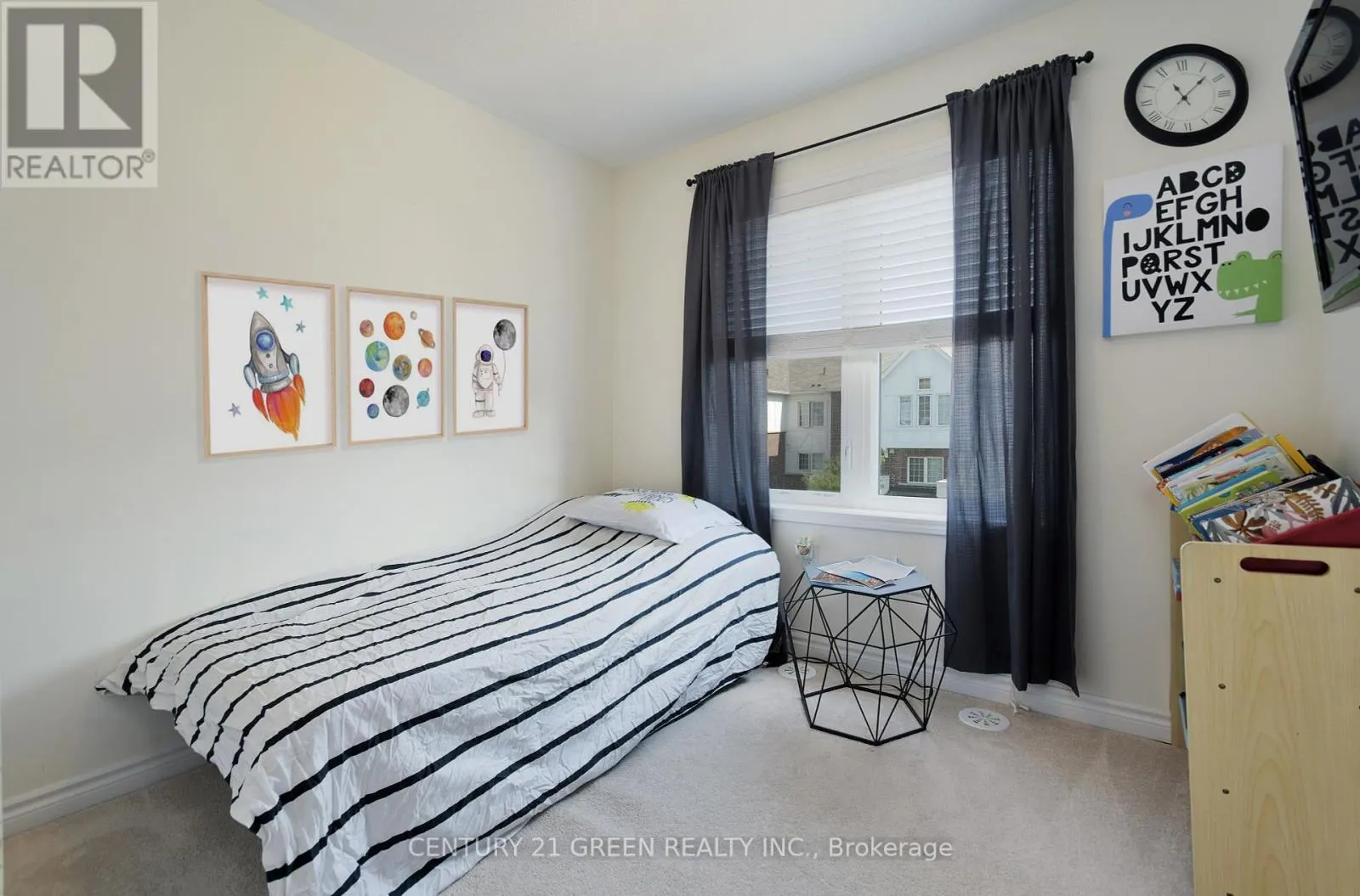 526 ALLPORT GATE