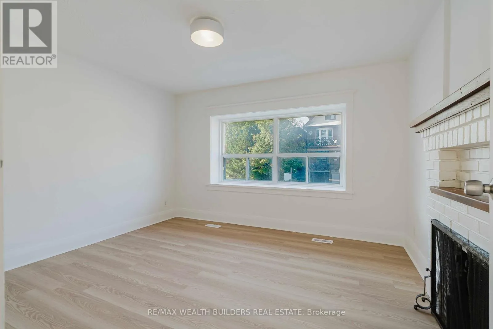 4 GREENLAW AVENUE