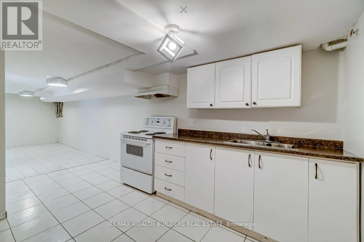 4 GREENLAW AVENUE