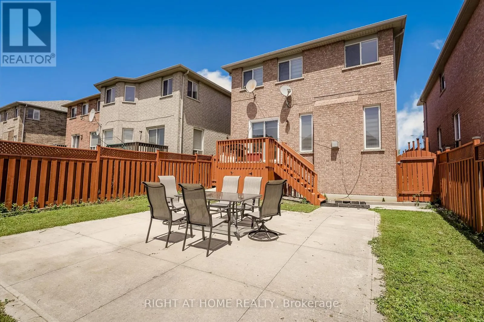 3470 CRIMSON KING CIRCLE