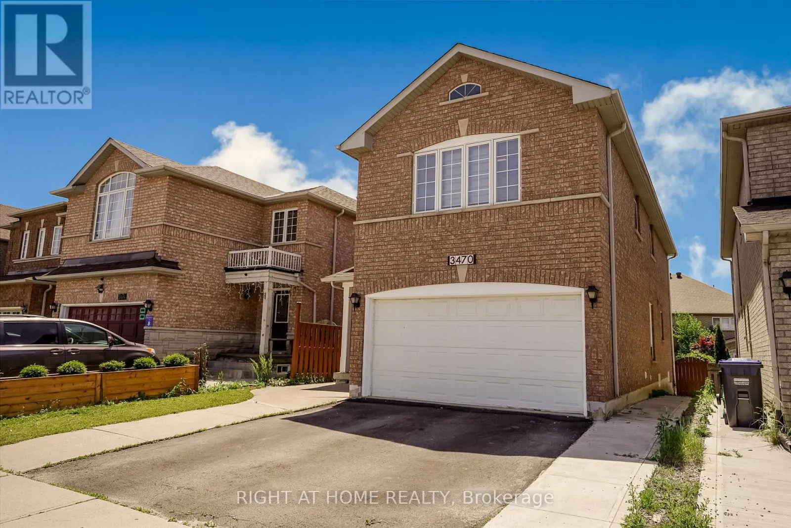 3470 CRIMSON KING CIRCLE