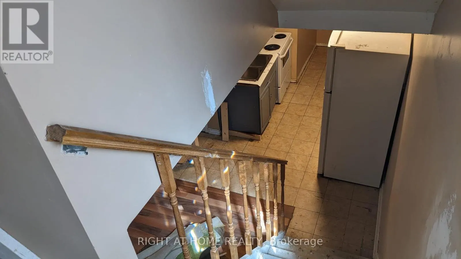 3470 CRIMSON KING CIRCLE