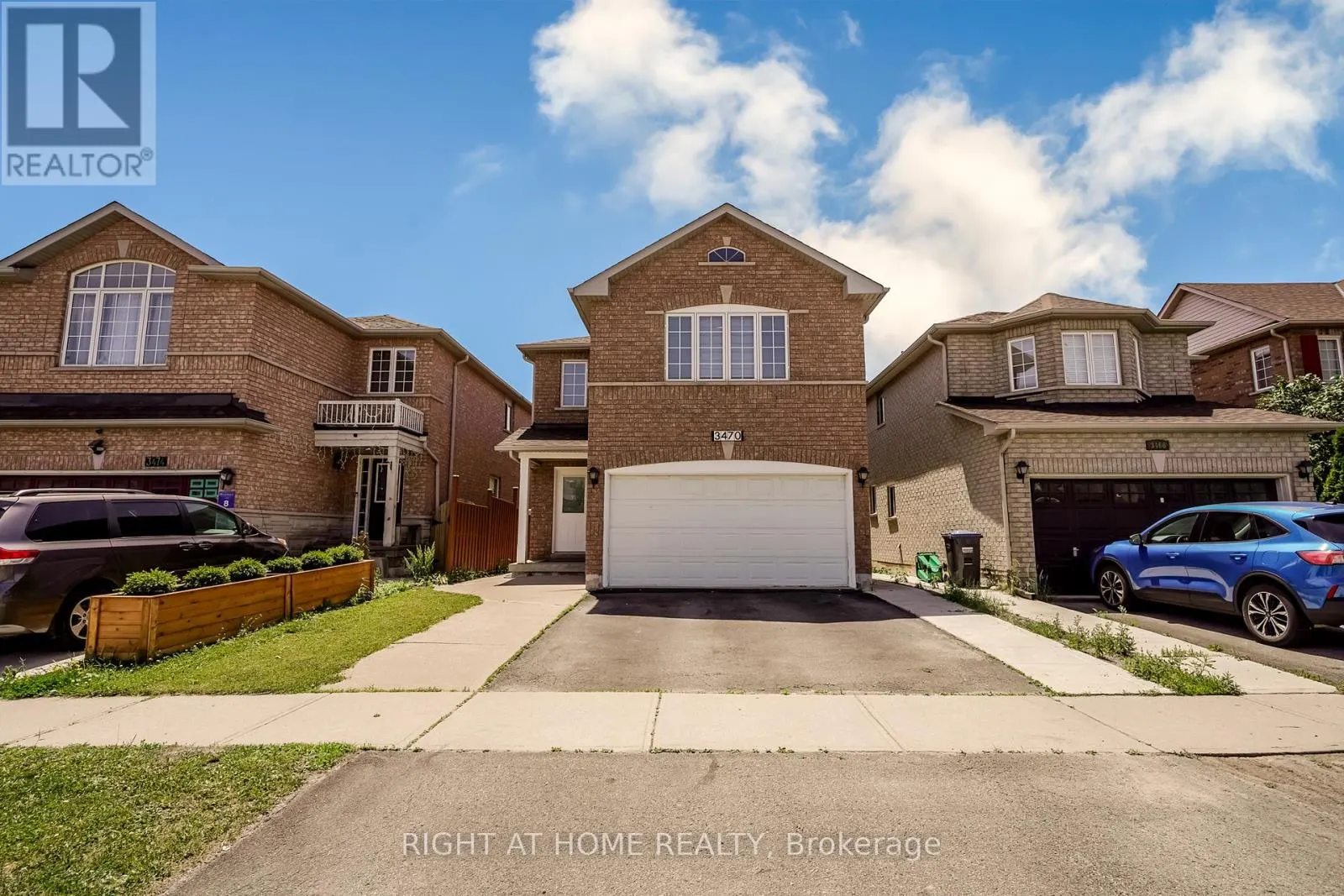 3470 CRIMSON KING CIRCLE