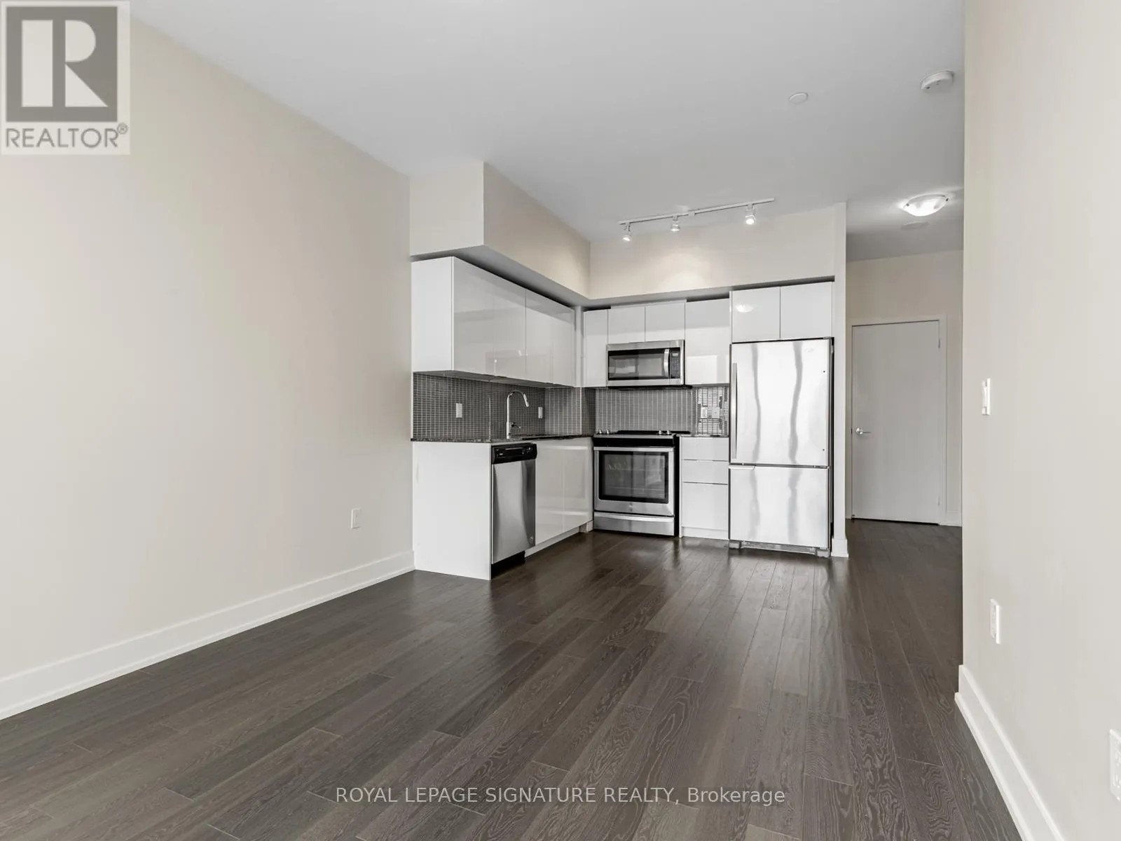 3217 - 30 SHORE BREEZE DRIVE
