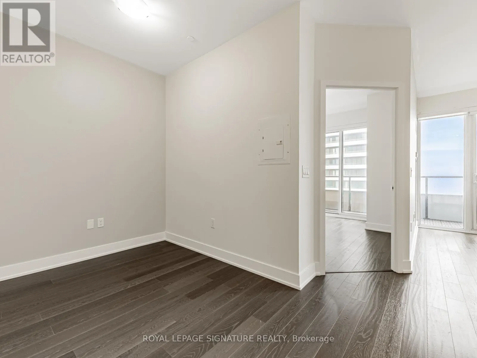 3217 - 30 SHORE BREEZE DRIVE