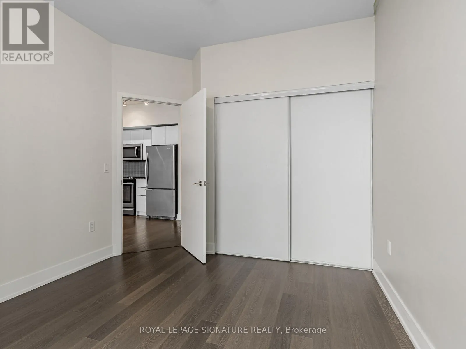 3217 - 30 SHORE BREEZE DRIVE