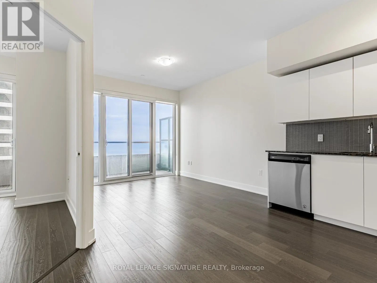 3217 - 30 SHORE BREEZE DRIVE