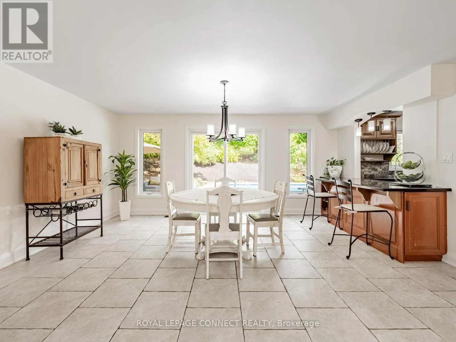 11215 AMOS DRIVE