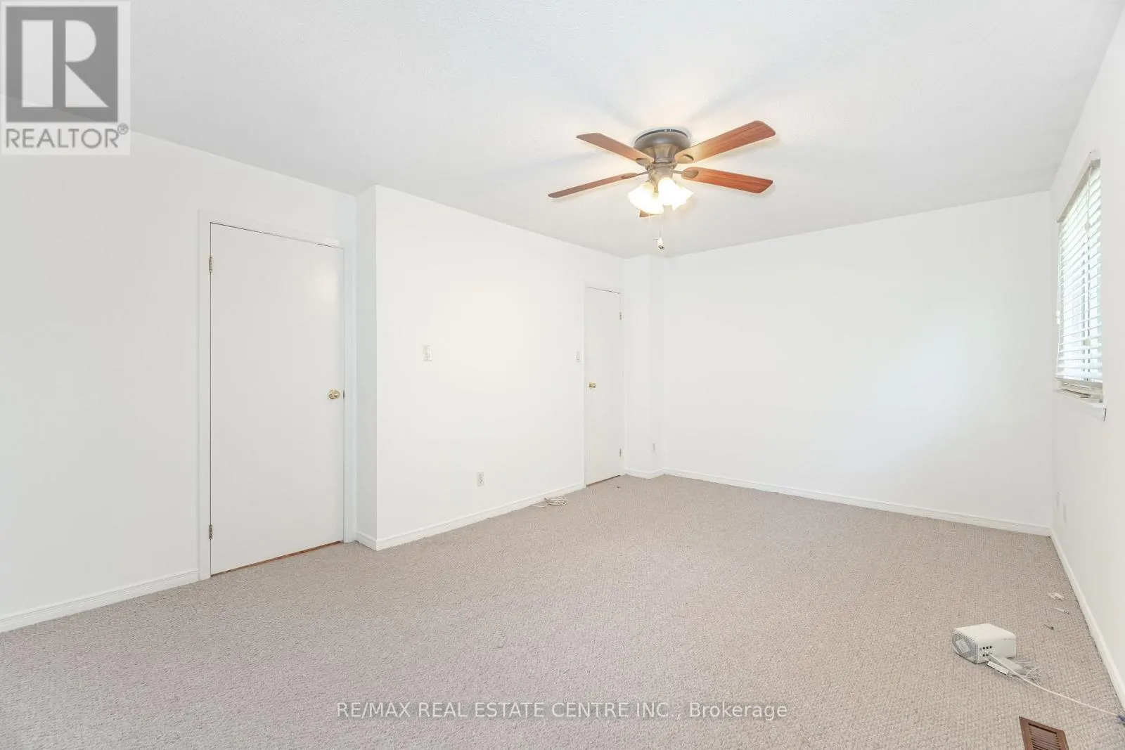 122 MOREGATE CRESCENT