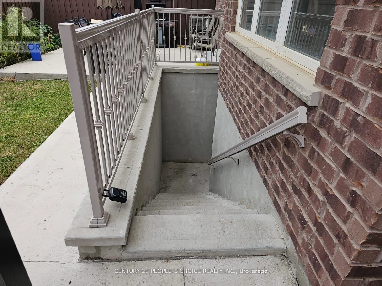 30 BUCKSAW STREET