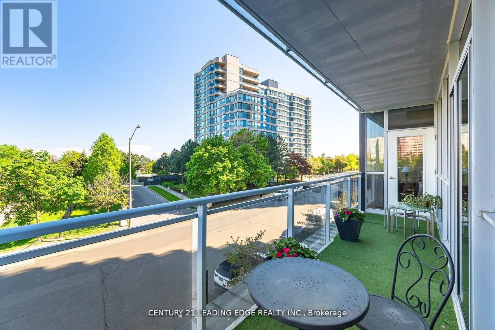 201 - 223 WEBB DRIVE S