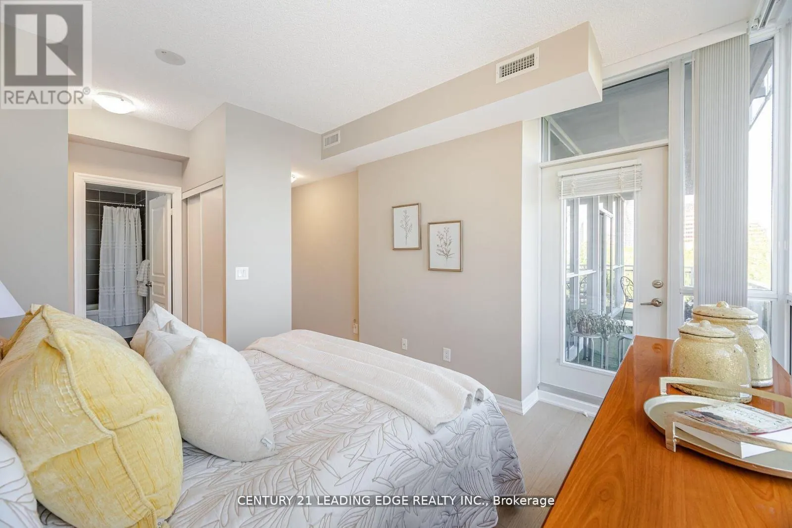 201 - 223 WEBB DRIVE S