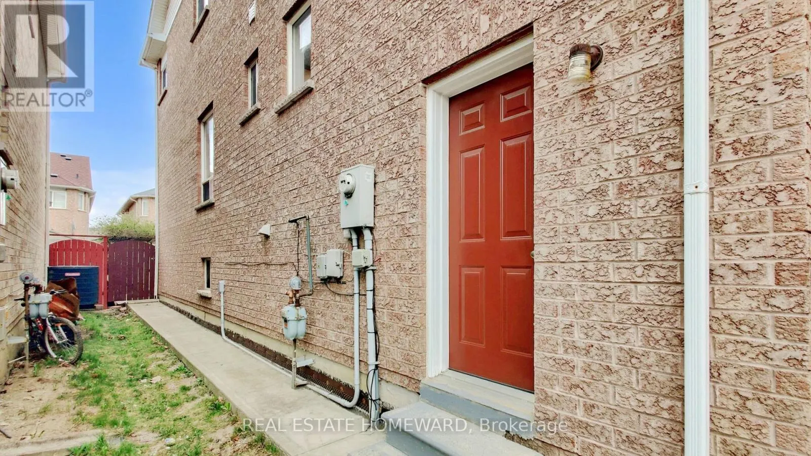 23 PATHMASTER ROAD