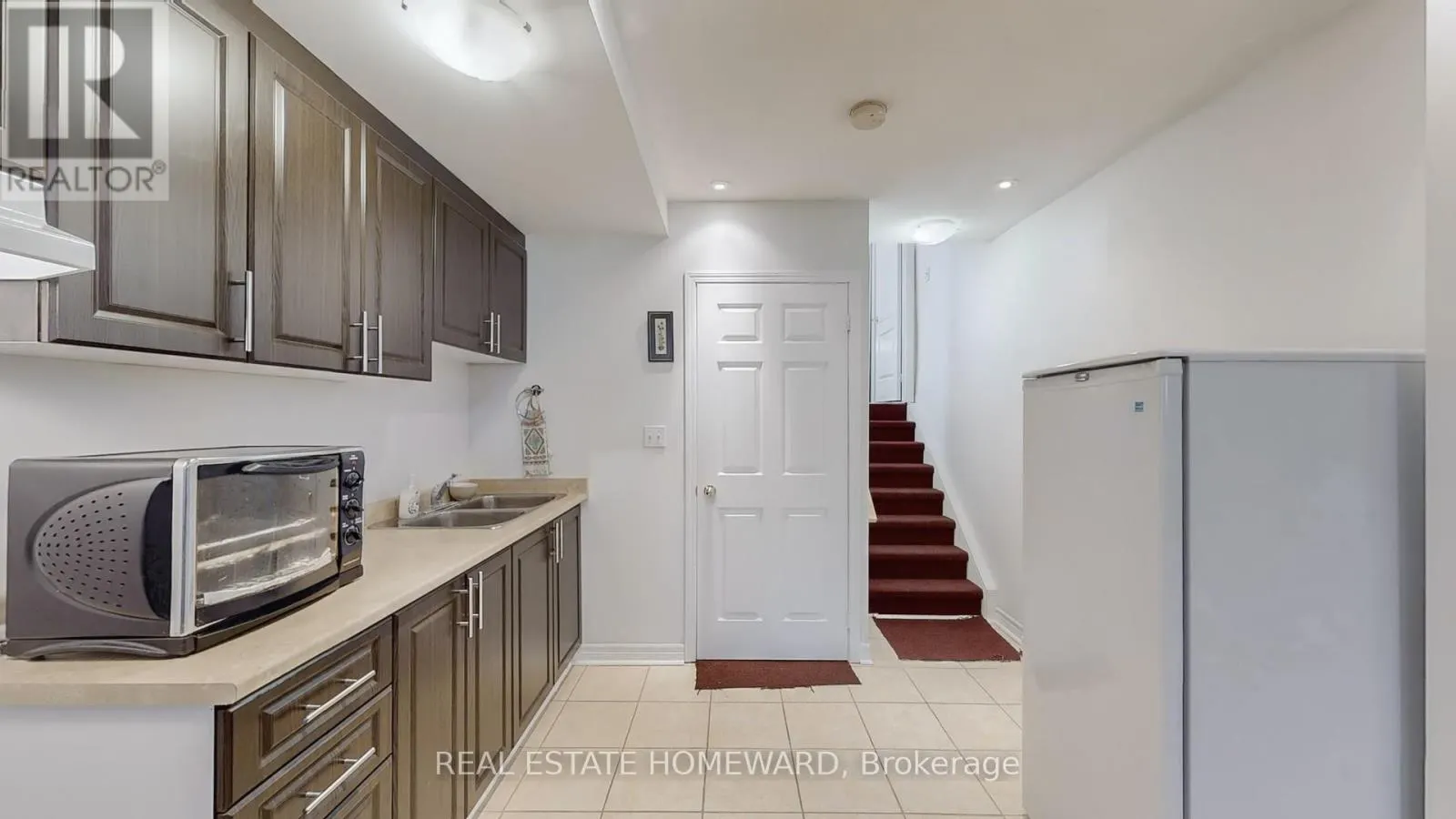23 PATHMASTER ROAD
