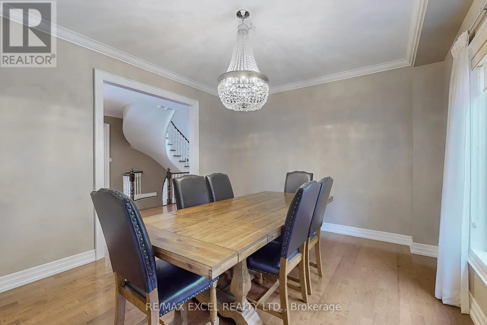 5368 VAIL COURT