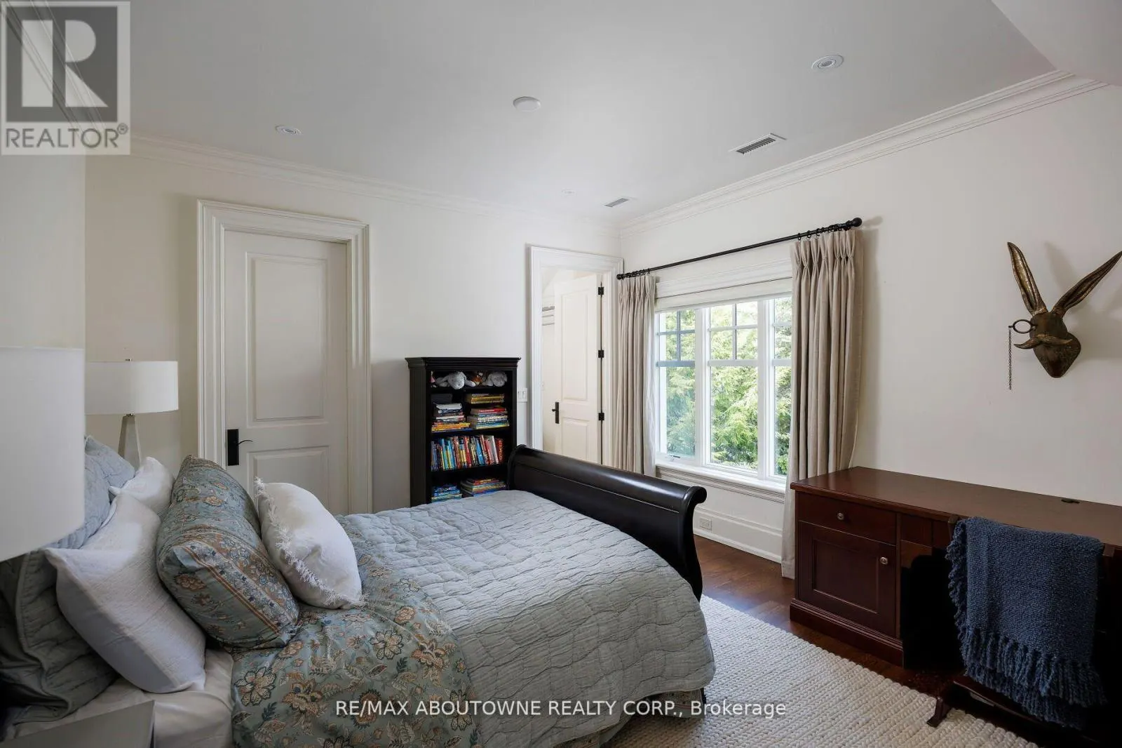 64 BRENTWOOD ROAD