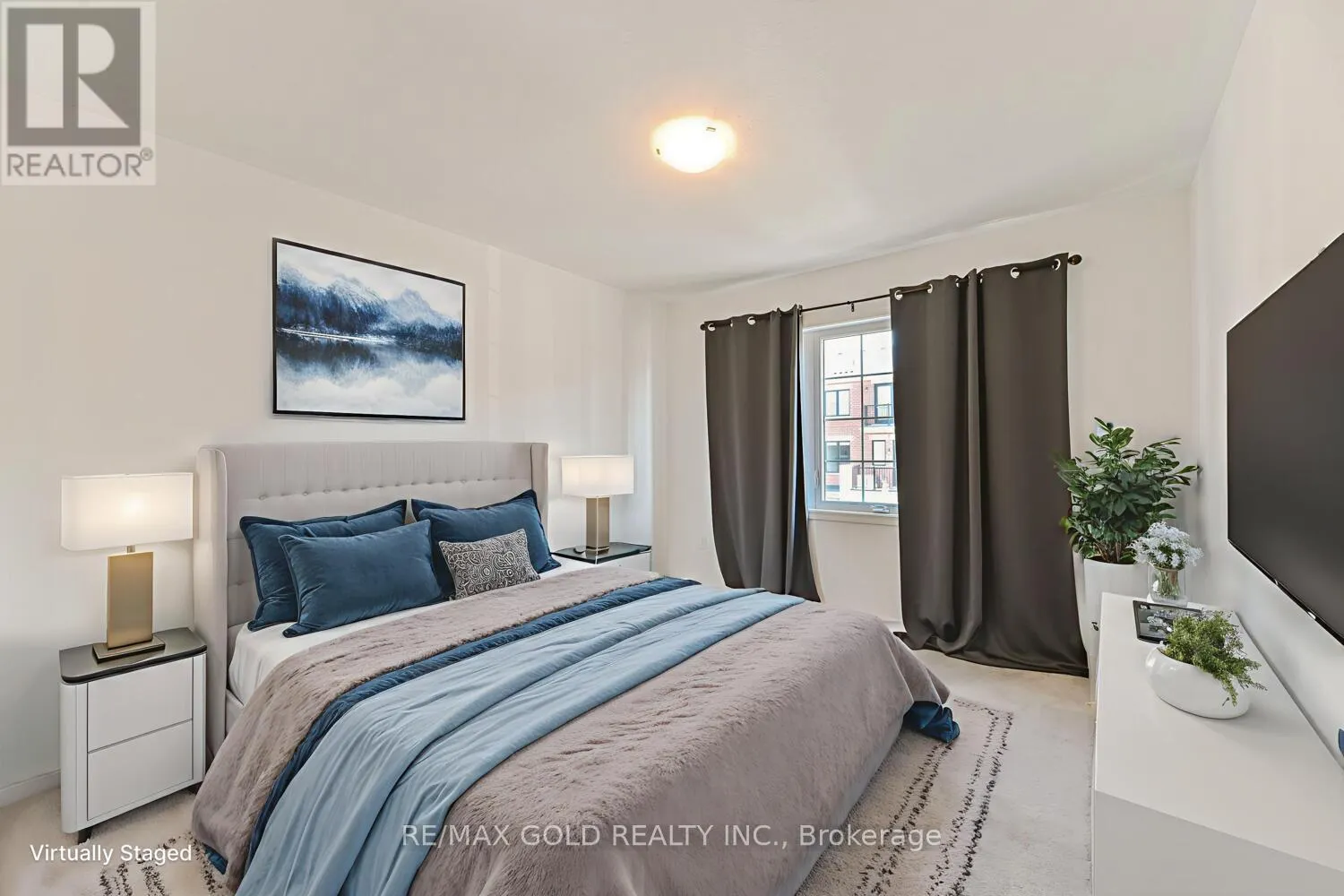 84 KEPPEL CIRCLE