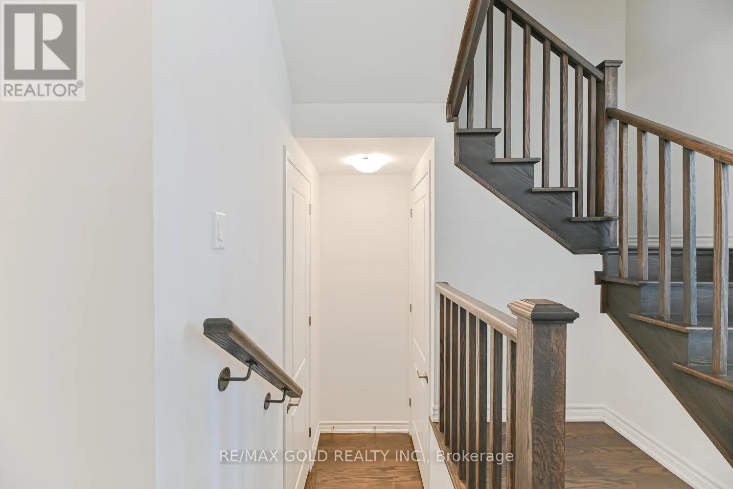 84 KEPPEL CIRCLE