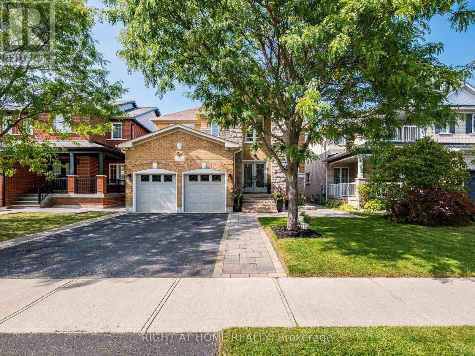 6 BERRYCREEK DRIVE