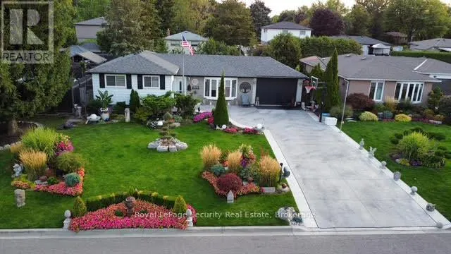 53 DUNBLAINE CRESCENT W