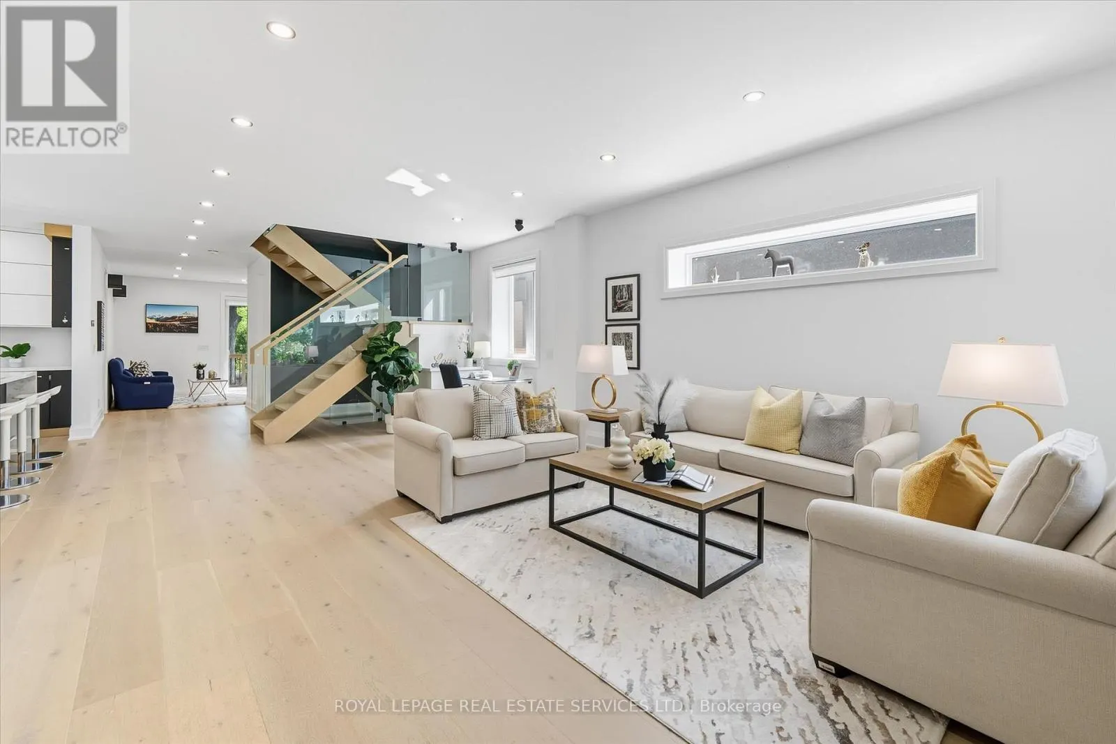 396 RIVER SIDE DRIVE