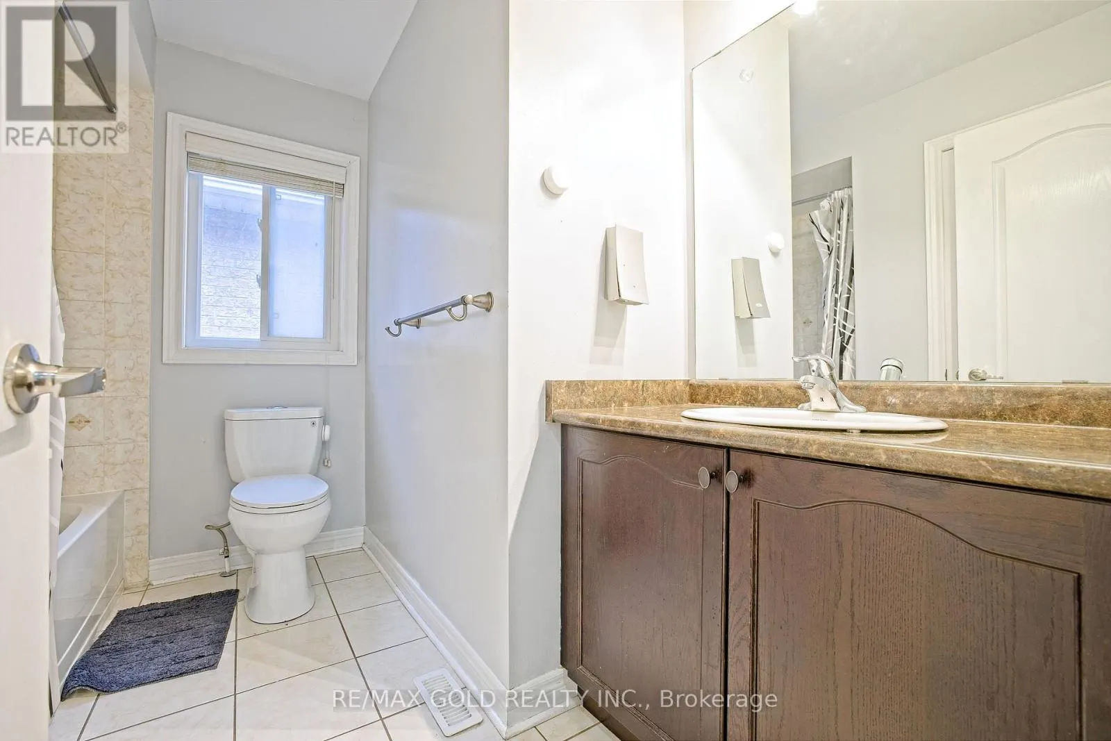 35 ABITIBI LAKE DRIVE