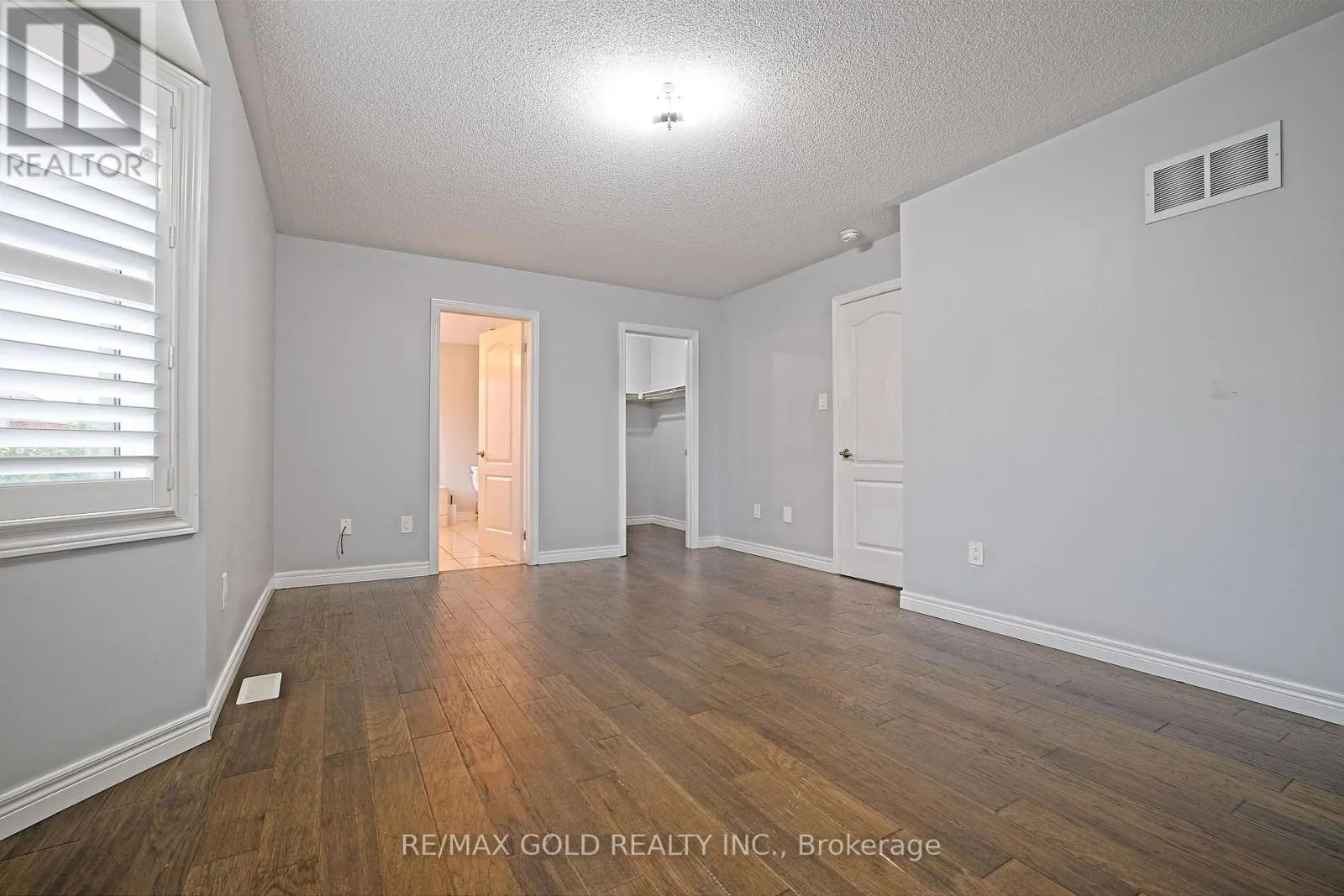 35 ABITIBI LAKE DRIVE