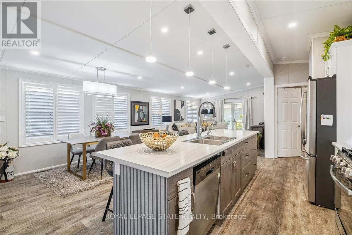 7 OAK - 4449 MILBUROUGH LINE